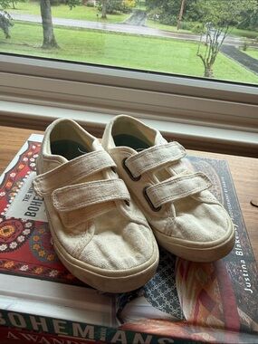 SeaVees Kids Canvas Hook-and-Loop Sneakers in Cream